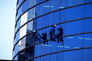 電話でも気軽に問い合わせができます